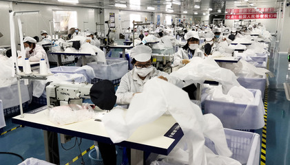 打贏疫情防控阻擊戰(zhàn)，保障防護用品生產(chǎn)是關(guān)鍵